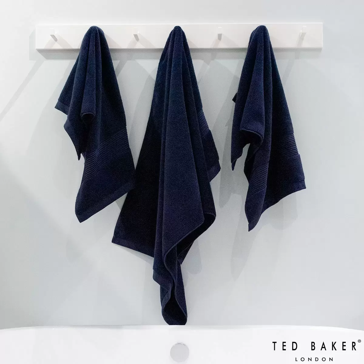 Ted Baker Cotton Luxury Bath Towels (70 x 130 cm)